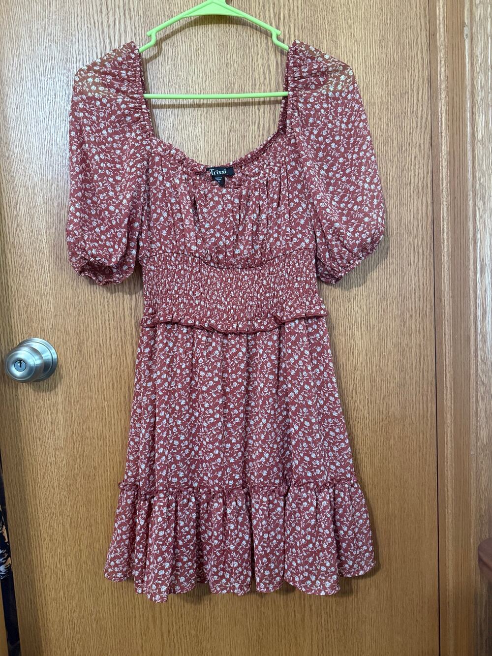 Puff Sleeve Smocked Babydoll Dress Size Small